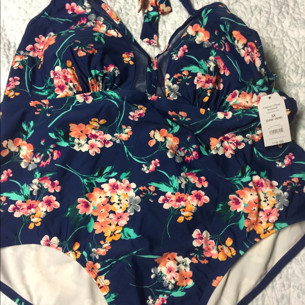 2 woman’s 3x swimsuits